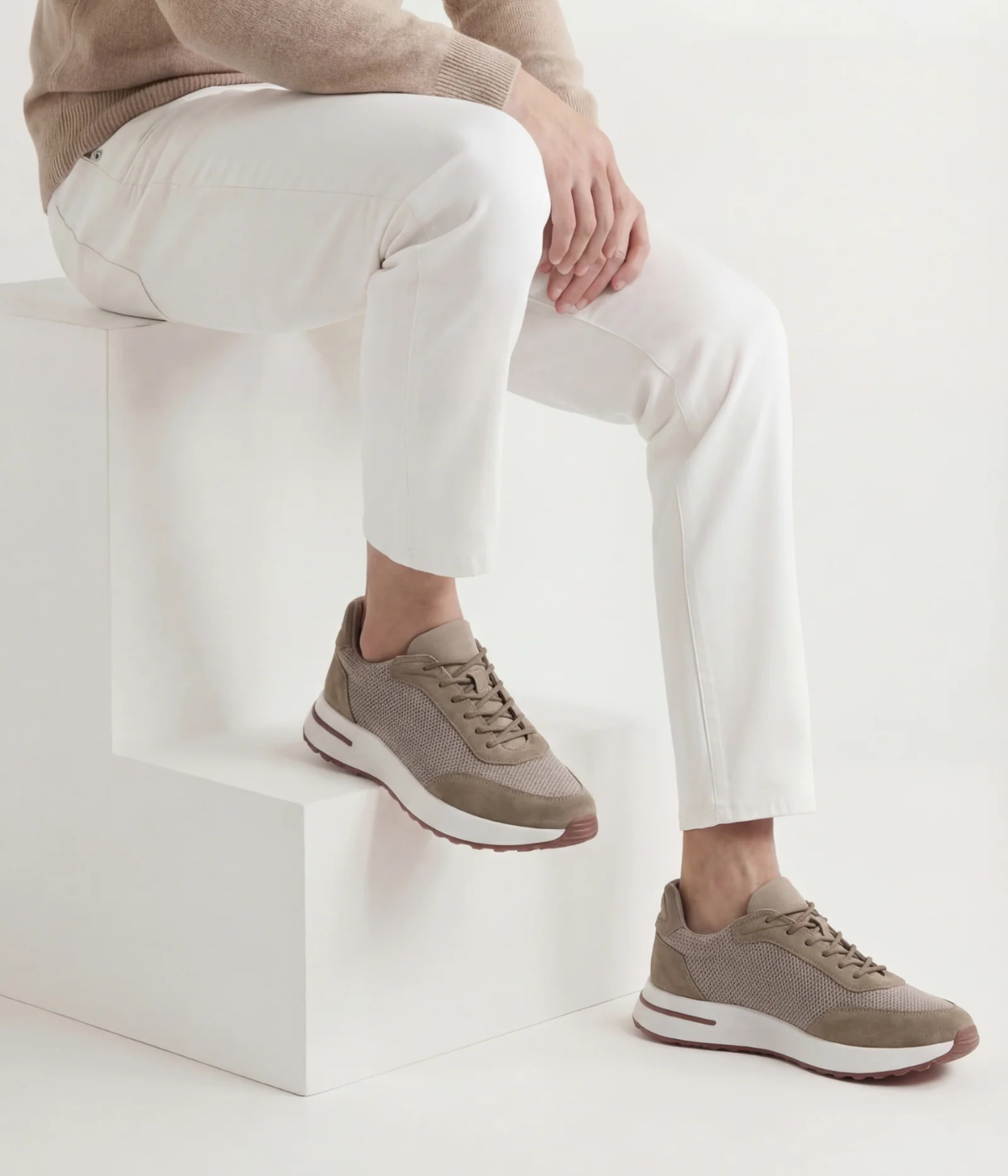 Taupe Rivello